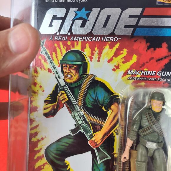 GI JOE 25th Anniversary Rock N Roll Action Machine Gunner Figure Sealed Hasbro - Picture 4 of 8